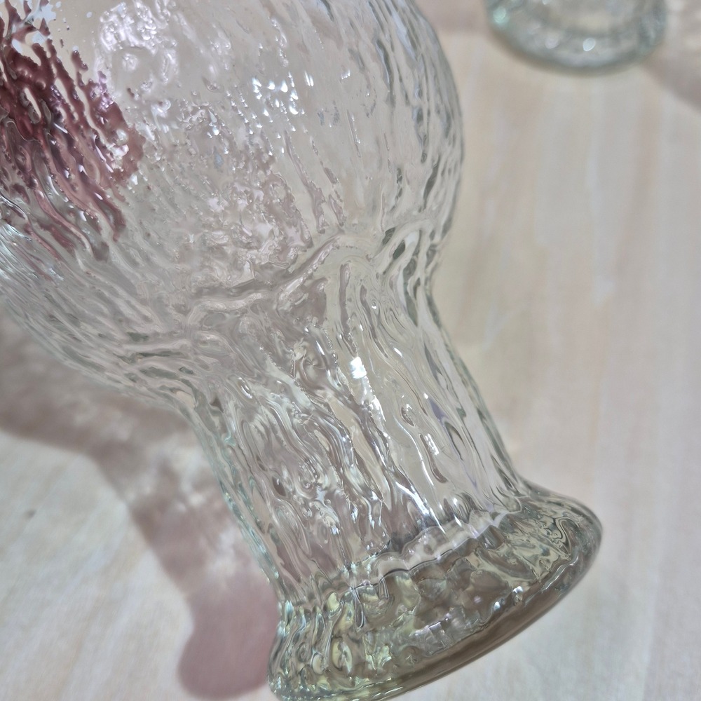 Set of 3 Textured Glass Goblets Vintage Barware Frosted Stemware - Picture 3 of 5